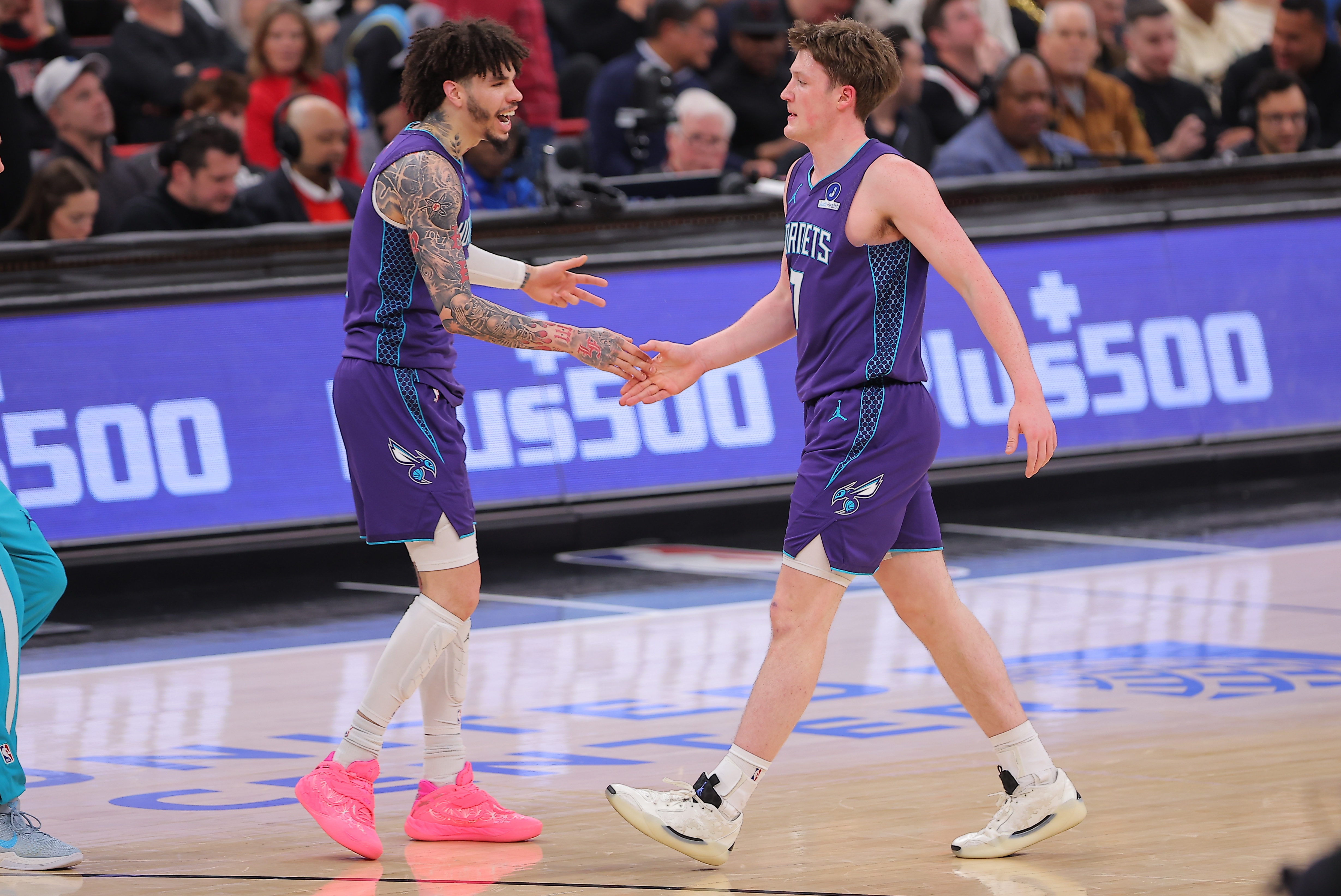 jiuyou-NBA彩经：黄蜂拿下魔术&amp;勇士射落太阳分别锁定分区第八